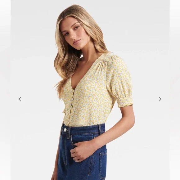 Forever New - Mietta Button Down Blouse - Picture 3 of 6